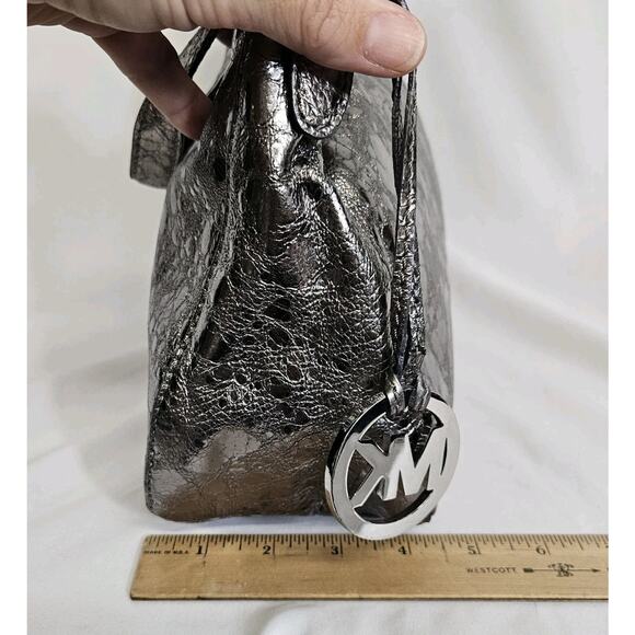 Michael Kors Silver Metallic Textured Patent Leather Logo Charm Shoulder Bag - Picture 11 of 15